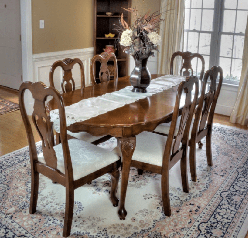 dining room furniture